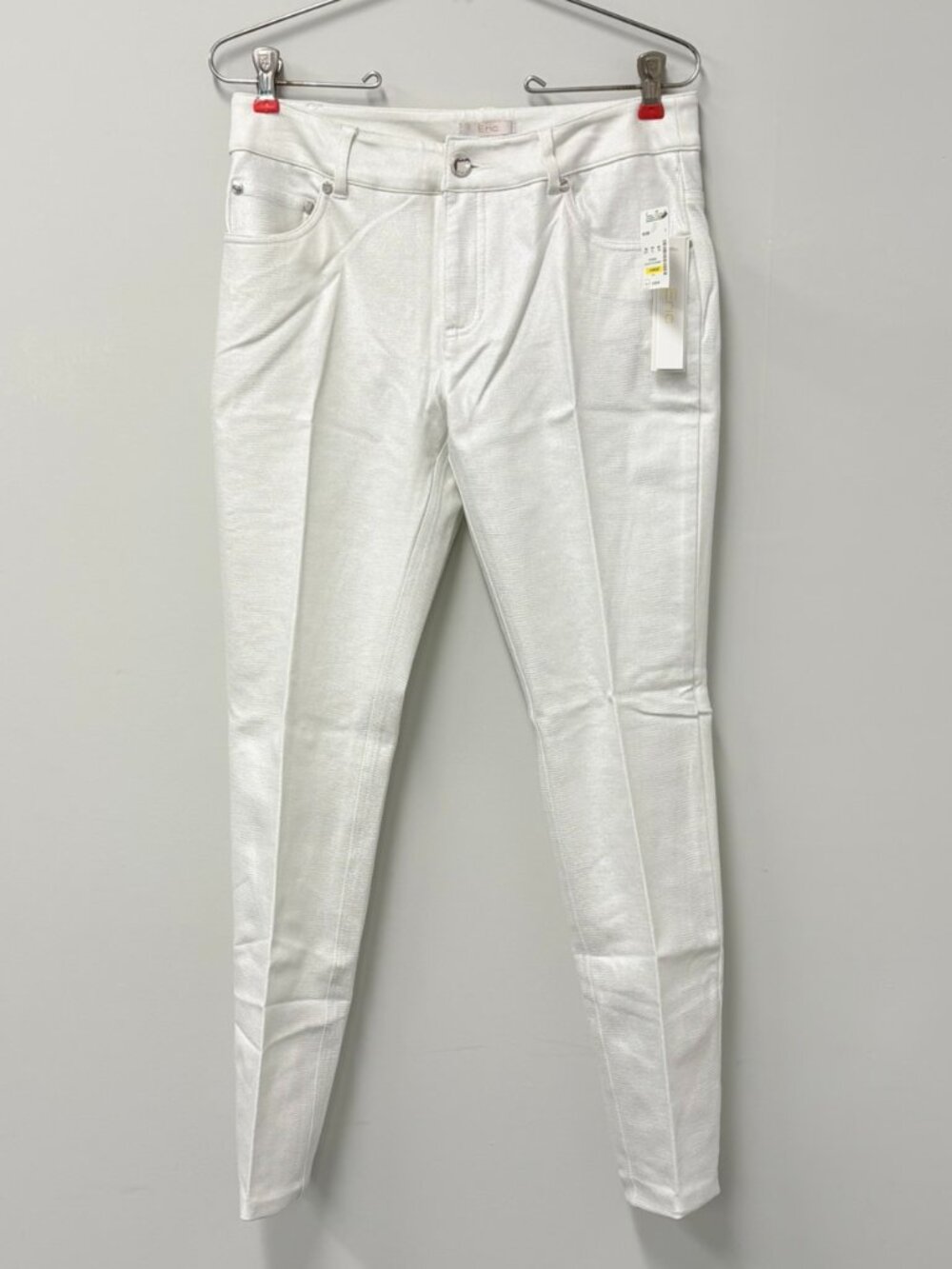 NWT Eric Silver Metallic Skinny Pants Size 6